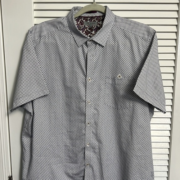 Ted Baker Shirt Sleeve Camp Shirt. Size 6 US-XL - Picture 6 of 7